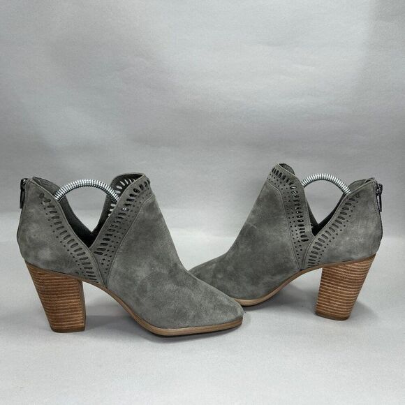 Vince Camuto Fileana Booties Women's Size 9.5 Split Shaft Suede Ankle Boots - Picture 8 of 15